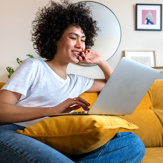 Person applying for loan online.